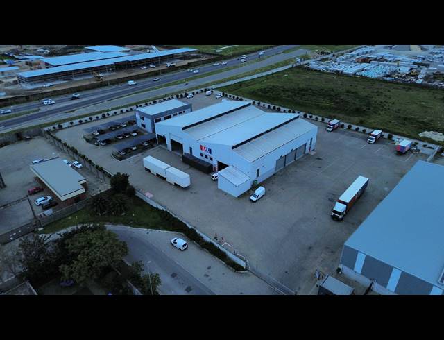 2,350M² WAREHOUSE TO LET IN BLACKHEATH INDUSTRIAL